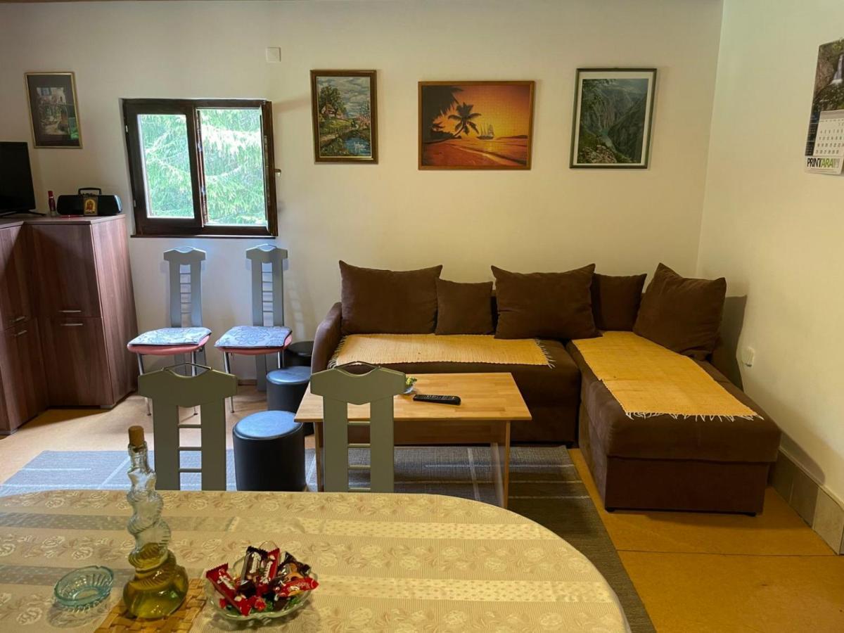 Villa Vikendica na Sokolini Gornja Koprivna Esterno foto